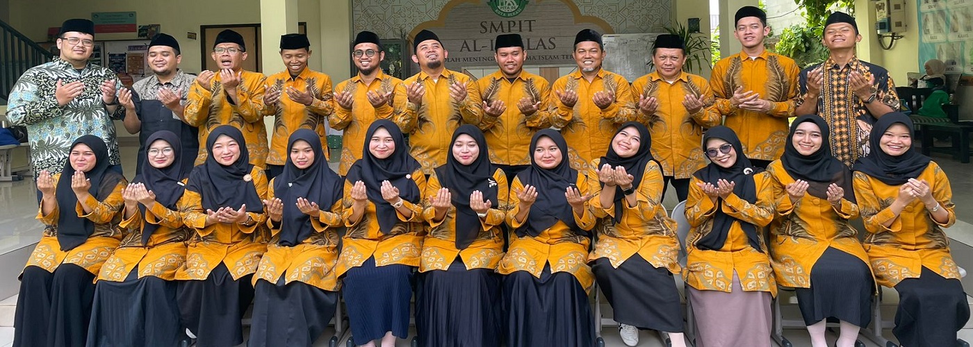 GURU HEBAT SMPIT AL IKHLAS